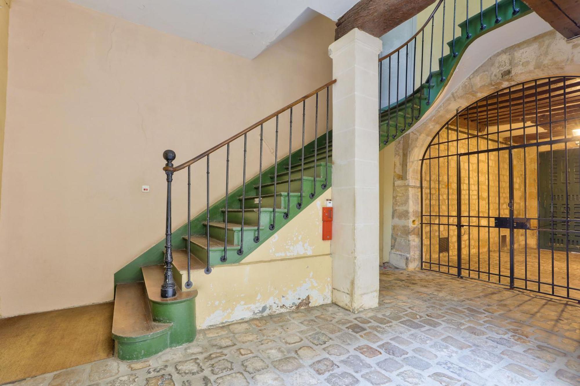 New & Design Studios In The Heart Of Le Marais Paris Eksteriør bilde